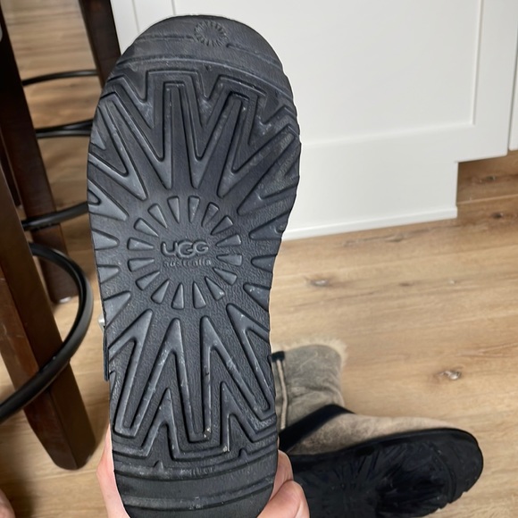 UGG Dylan ,Classic Short Dylan - Picture 7 of 8